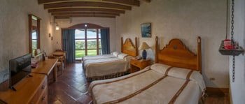 Posada De Don Rodrigo Panajachel