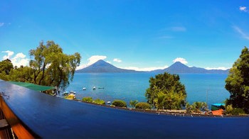 Posada De Don Rodrigo Panajachel