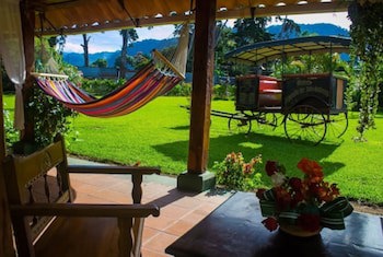 Posada De Don Rodrigo Panajachel