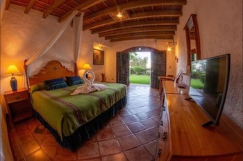 Posada De Don Rodrigo Panajachel