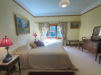 Gunyah Country Estate