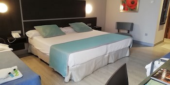 Hotel Ciudad De Ponferrada, Ascend Hotel Collection