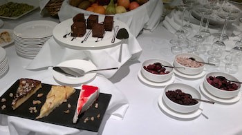 Hotel Ciudad De Ponferrada, Ascend Hotel Collection