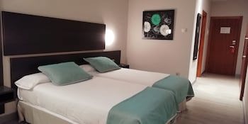 Hotel Ciudad De Ponferrada, Ascend Hotel Collection