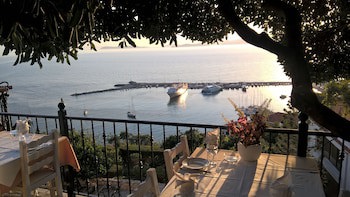 Aegean Wave Hotel