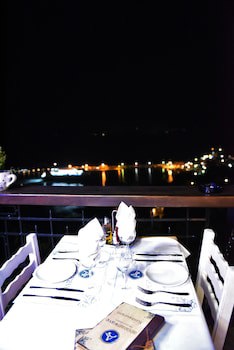 Aegean Wave Hotel