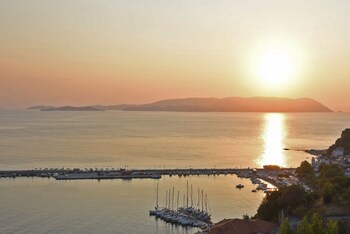 Aegean Wave Hotel