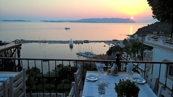 Aegean Wave Hotel