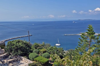 Aegean Wave Hotel