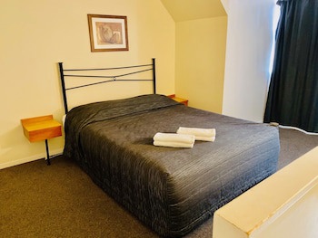 Baden Lodge Motel