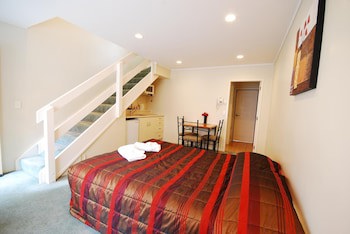 Baden Lodge Motel