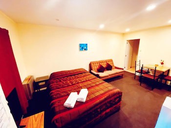 Baden Lodge Motel