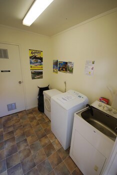 Baden Lodge Motel