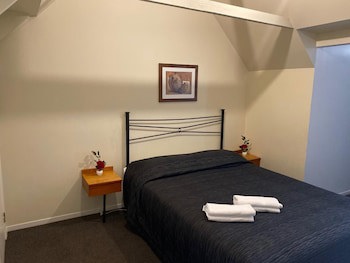 Baden Lodge Motel