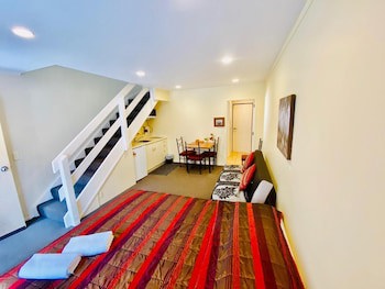 Baden Lodge Motel