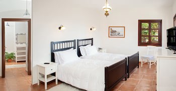Erofili Hotel And Suites