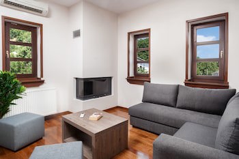Erofili Hotel And Suites