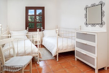 Erofili Hotel And Suites