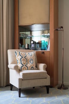 Corinthia London