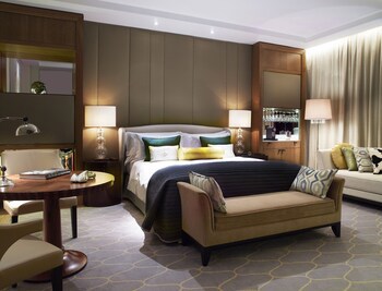 Corinthia London