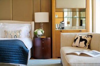Corinthia London