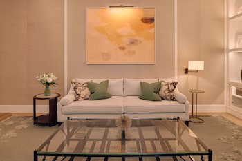 Corinthia London