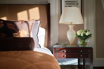 Corinthia London