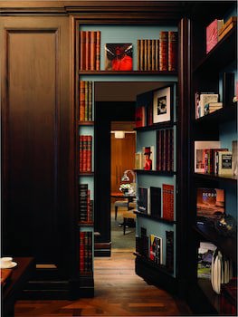 Corinthia London
