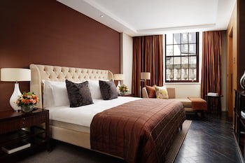 Corinthia London