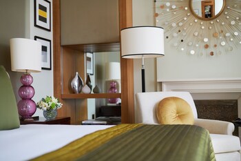 Corinthia London