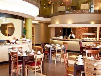 Peermont Metcourt Hotel At Umfolozi