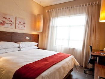 Peermont Metcourt Hotel At Umfolozi