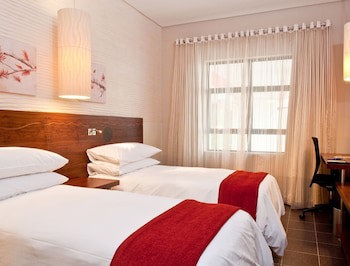 Peermont Metcourt Hotel At Umfolozi