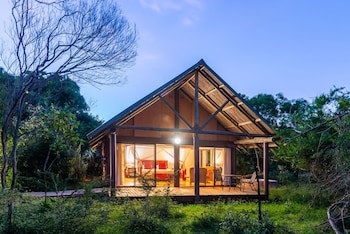 Leopard Walk Lodge