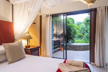 Leopard Walk Lodge