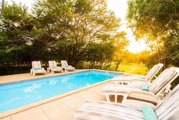 Leopard Walk Lodge