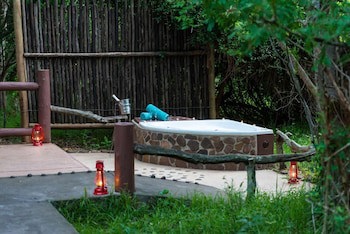 Leopard Walk Lodge