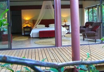 Leopard Walk Lodge