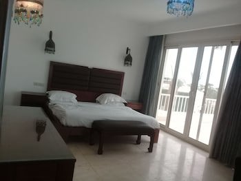 Carlton Luxury Resort