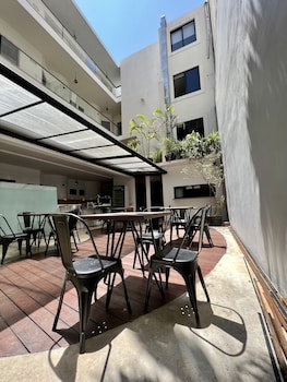 Aruma Hotel