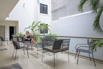 Aruma Hotel