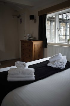 Village House Coaching Inn