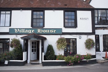 Village House Coaching Inn
