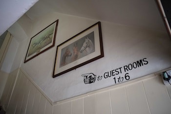 Village House Coaching Inn