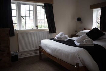 Village House Coaching Inn