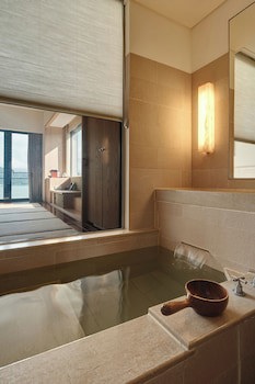 Fleur De Chine Hotel