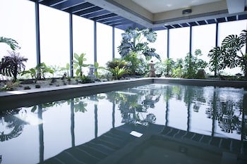 Fleur De Chine Hotel