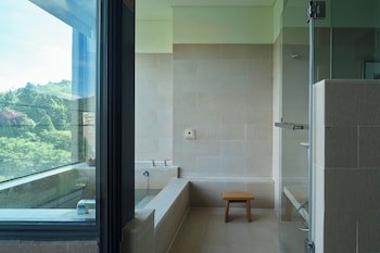 Fleur De Chine Hotel