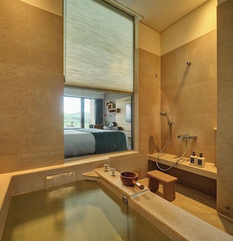 Fleur De Chine Hotel