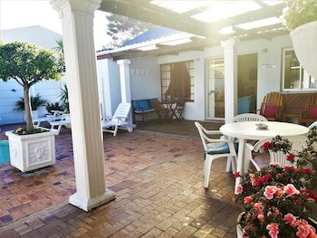 Blouberg Dolphin Inn